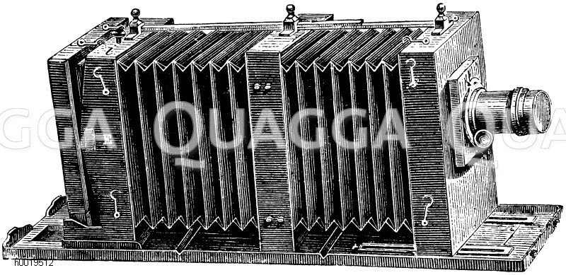 Photographische Camera obscura mit doppeltem Blasebalg Auszug [Digital]